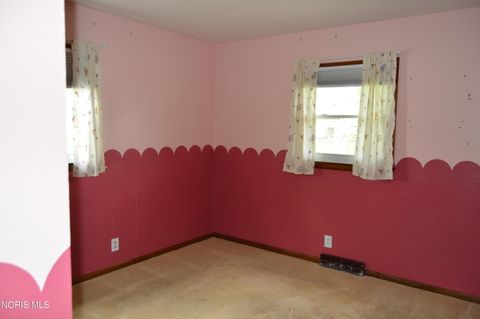Tiny photo for 2219 Greenacre Drive, Findlay, OH 45840 (MLS # 10009163)