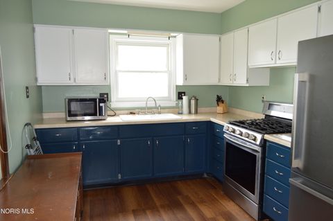 Tiny photo for 2219 Greenacre Drive, Findlay, OH 45840 (MLS # 10009163)