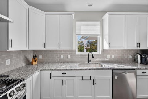 Tiny photo for 4956 Buckeye Drive, Maumee, OH 43537 (MLS # 10014665)