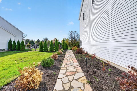 Tiny photo for 4956 Buckeye Drive, Maumee, OH 43537 (MLS # 10014665)