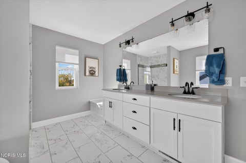 Tiny photo for 4956 Buckeye Drive, Maumee, OH 43537 (MLS # 10014665)