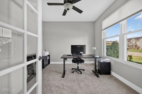 Tiny photo for 4956 Buckeye Drive, Maumee, OH 43537 (MLS # 10014665)