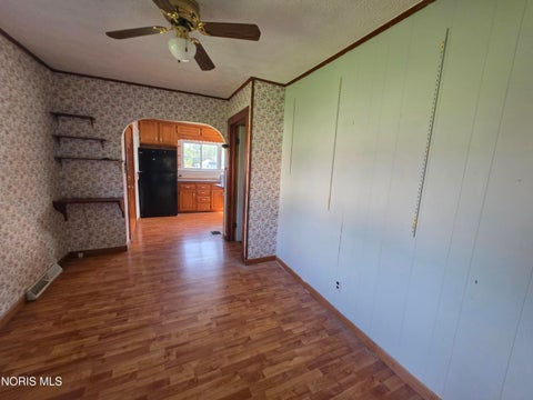 Tiny photo for 118 Seneca Avenue, Fostoria, OH 44830 (MLS # 10012584)