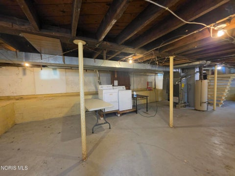 Tiny photo for 118 Seneca Avenue, Fostoria, OH 44830 (MLS # 10012584)