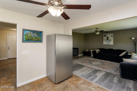 Tiny photo for 5678 Greenridge Drive, Toledo, OH 43615 (MLS # 10010603)