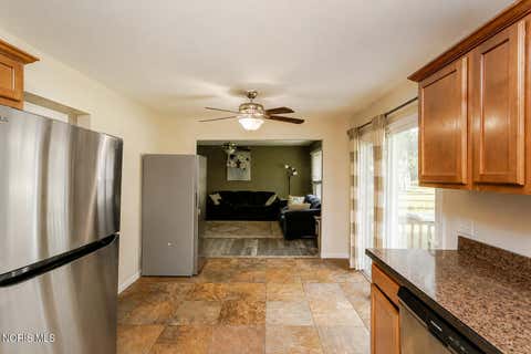 Tiny photo for 5678 Greenridge Drive, Toledo, OH 43615 (MLS # 10010603)