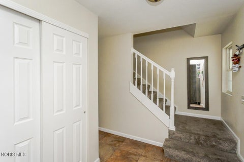 Tiny photo for 5678 Greenridge Drive, Toledo, OH 43615 (MLS # 10010603)