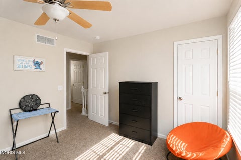 Tiny photo for 5678 Greenridge Drive, Toledo, OH 43615 (MLS # 10010603)