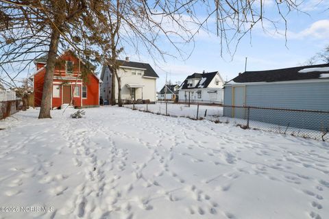 Tiny photo for 1049 King Street, Toledo, OH 43607 (MLS # 10004066)