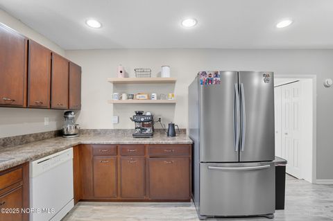 Tiny photo for 3466 County Road V, Liberty Center, OH 43532 (MLS # 10000232)