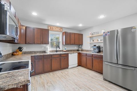 Tiny photo for 3466 County Road V, Liberty Center, OH 43532 (MLS # 10000232)