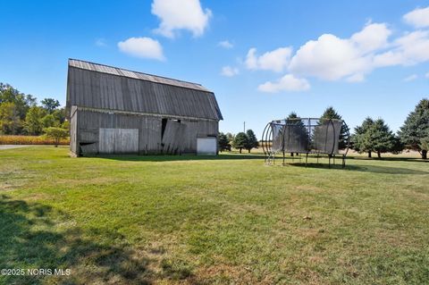 Tiny photo for 3466 County Road V, Liberty Center, OH 43532 (MLS # 10000232)