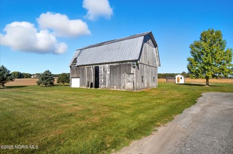 Tiny photo for 3466 County Road V, Liberty Center, OH 43532 (MLS # 10000232)