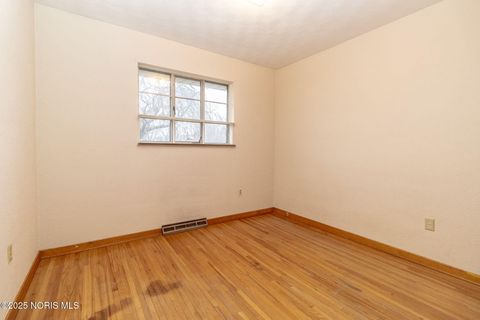 Tiny photo for 4441 290th Street, Toledo, OH 43611 (MLS # 10001887)