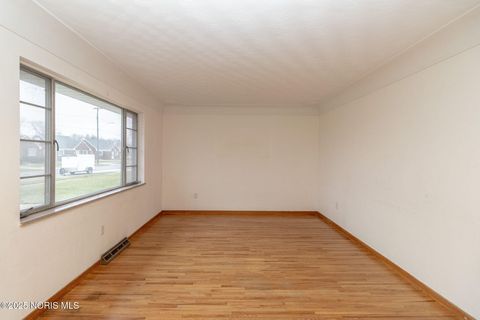 Tiny photo for 4441 290th Street, Toledo, OH 43611 (MLS # 10001887)