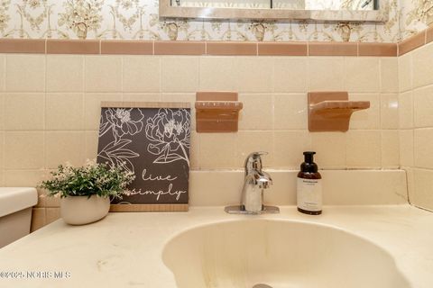 Tiny photo for 4441 290th Street, Toledo, OH 43611 (MLS # 10001887)