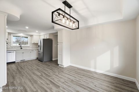 Tiny photo for 421 Parklane Drive, Woodville, OH 43469 (MLS # 10001822)