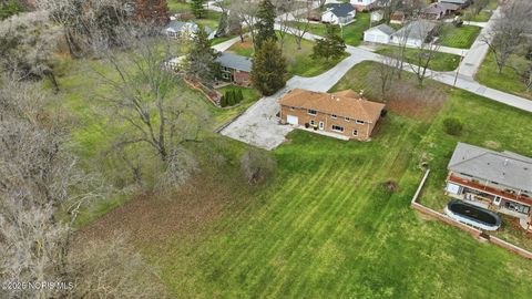 Tiny photo for 421 Parklane Drive, Woodville, OH 43469 (MLS # 10001822)