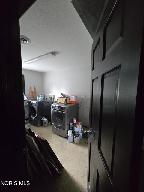 Tiny photo for 145 Gibson Court, Tiffin, OH 44883 (MLS # 10013070)