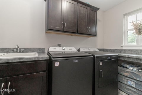 Tiny photo for 5866 Walnut Springs Boulevard, Sylvania, OH 43560 (MLS # 10013677)