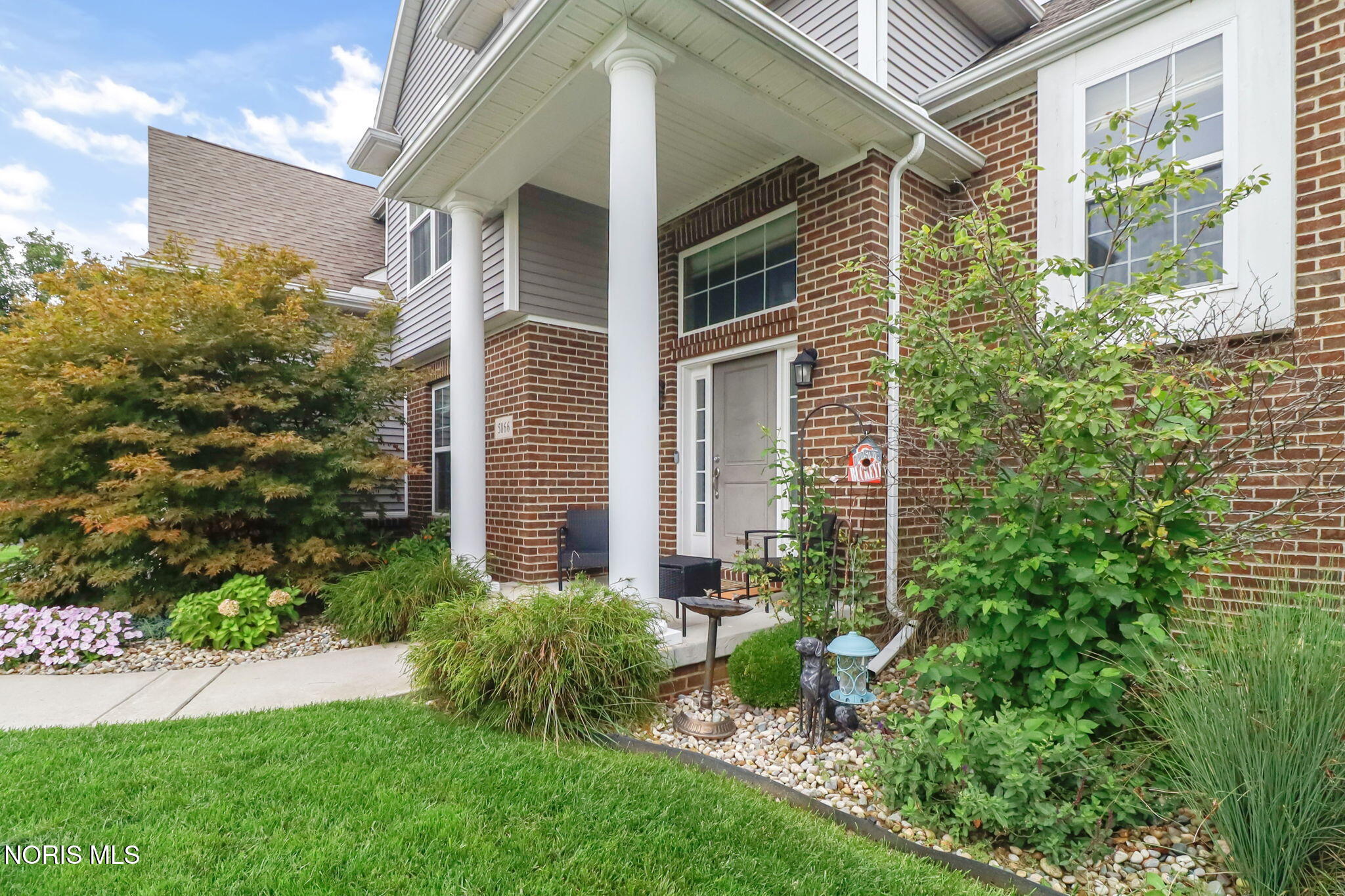 5866 Walnut Springs Boulevard