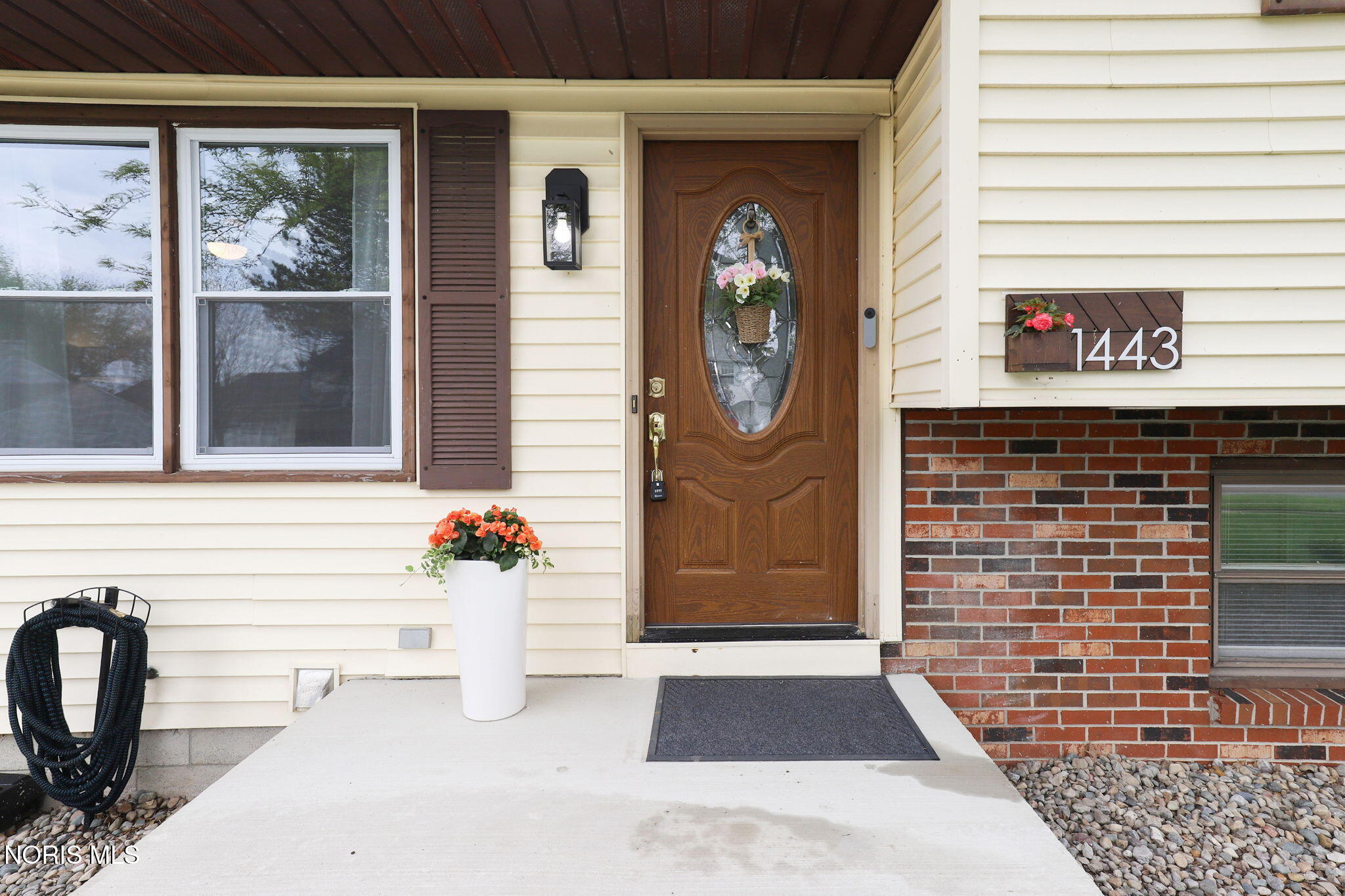 1443 Rosewood Drive
