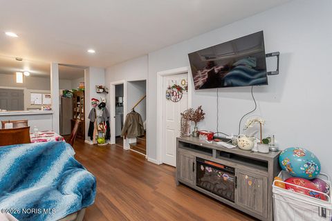 Tiny photo for 814 Stillman Street, Toledo, OH 43605 (MLS # 10002959)