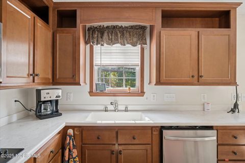 Tiny photo for 9575 Wolfinger Road, Holland, OH 43528 (MLS # 10000386)