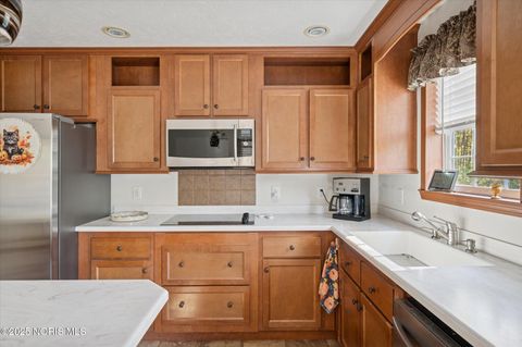 Tiny photo for 9575 Wolfinger Road, Holland, OH 43528 (MLS # 10000386)