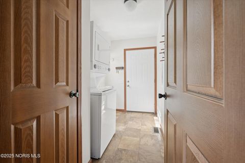 Tiny photo for 9575 Wolfinger Road, Holland, OH 43528 (MLS # 10000386)