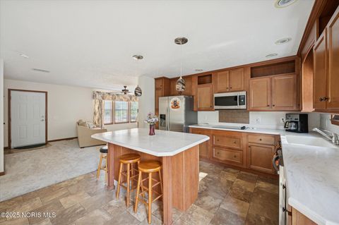 Tiny photo for 9575 Wolfinger Road, Holland, OH 43528 (MLS # 10000386)
