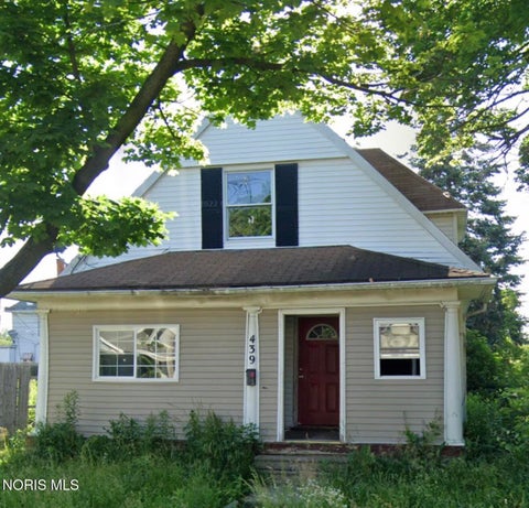Photo of 439 Clark Street, Toledo, OH 43605 (MLS # 10011547)