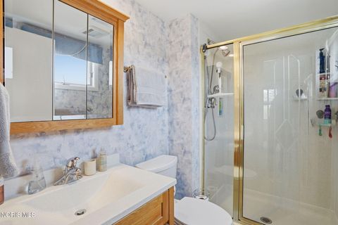 Tiny photo for 156 Marilyn Drive, Findlay, OH 45840 (MLS # 10006009)