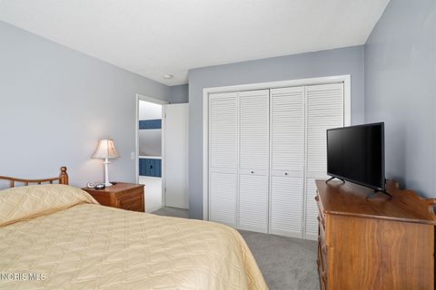 Tiny photo for 156 Marilyn Drive, Findlay, OH 45840 (MLS # 10006009)