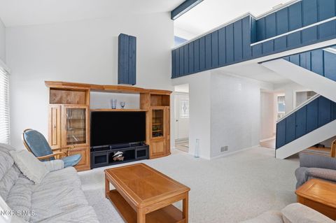 Tiny photo for 156 Marilyn Drive, Findlay, OH 45840 (MLS # 10006009)