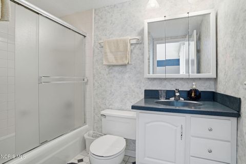 Tiny photo for 156 Marilyn Drive, Findlay, OH 45840 (MLS # 10006009)