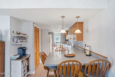 Tiny photo for 156 Marilyn Drive, Findlay, OH 45840 (MLS # 10006009)