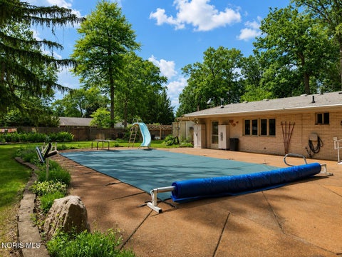 Tiny photo for 102 Oak Street, Swanton, OH 43558 (MLS # 10009374)