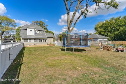 Tiny photo for 535 W Lima Street, Findlay, OH 45840 (MLS # 10000234)
