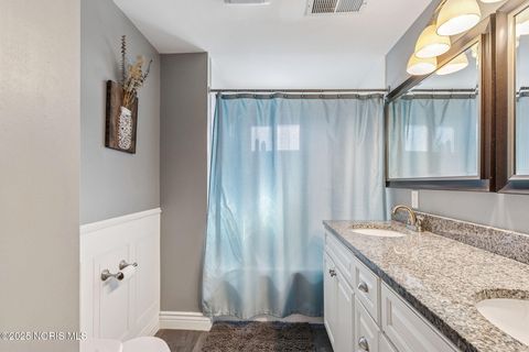 Tiny photo for 535 W Lima Street, Findlay, OH 45840 (MLS # 10000234)