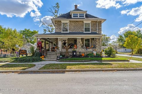 Photo of 535 W Lima Street, Findlay, OH 45840 (MLS # 10000234)