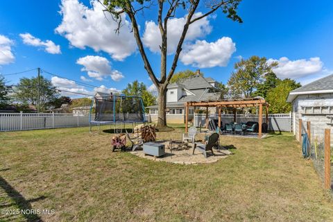 Tiny photo for 535 W Lima Street, Findlay, OH 45840 (MLS # 10000234)