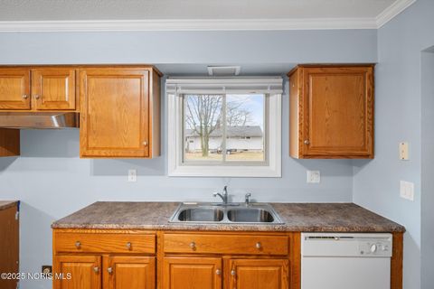 Tiny photo for 248 Harvest Lane, Oak Harbor, OH 43449 (MLS # 10002672)