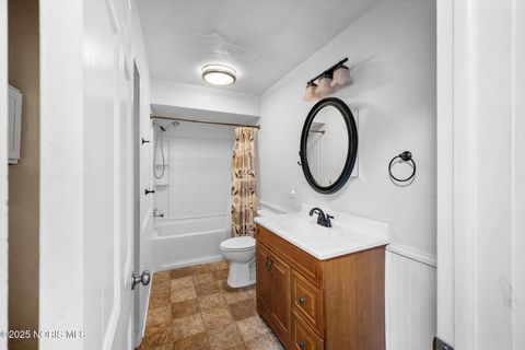 Tiny photo for 248 Harvest Lane, Oak Harbor, OH 43449 (MLS # 10002672)