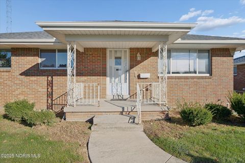 Tiny photo for 4492 283rd Street, Toledo, OH 43611 (MLS # 10000708)