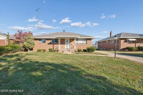 Tiny photo for 4492 283rd Street, Toledo, OH 43611 (MLS # 10000708)