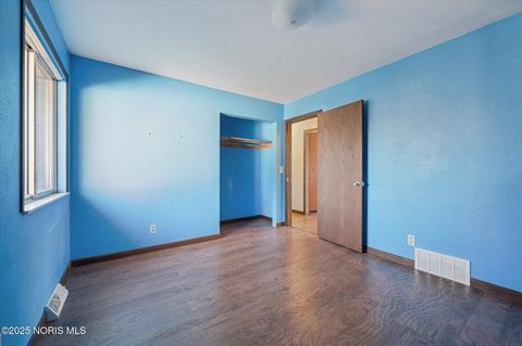 Tiny photo for 4492 283rd Street, Toledo, OH 43611 (MLS # 10000708)