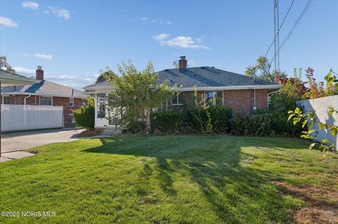 Tiny photo for 4492 283rd Street, Toledo, OH 43611 (MLS # 10000708)