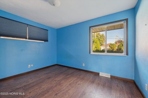 Tiny photo for 4492 283rd Street, Toledo, OH 43611 (MLS # 10000708)