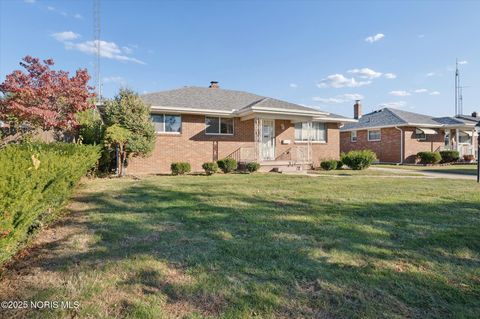 Photo of 4492 283rd Street, Toledo, OH 43611 (MLS # 10000708) Photo of 4492 283rd Street, Toledo, OH 43611 (MLS # 10000708)